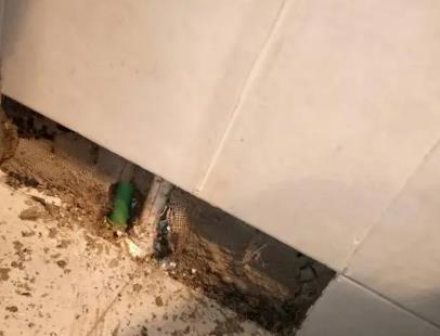 阿拉善左楼顶漏水维修公司分享下修复水管漏水的几种小方法